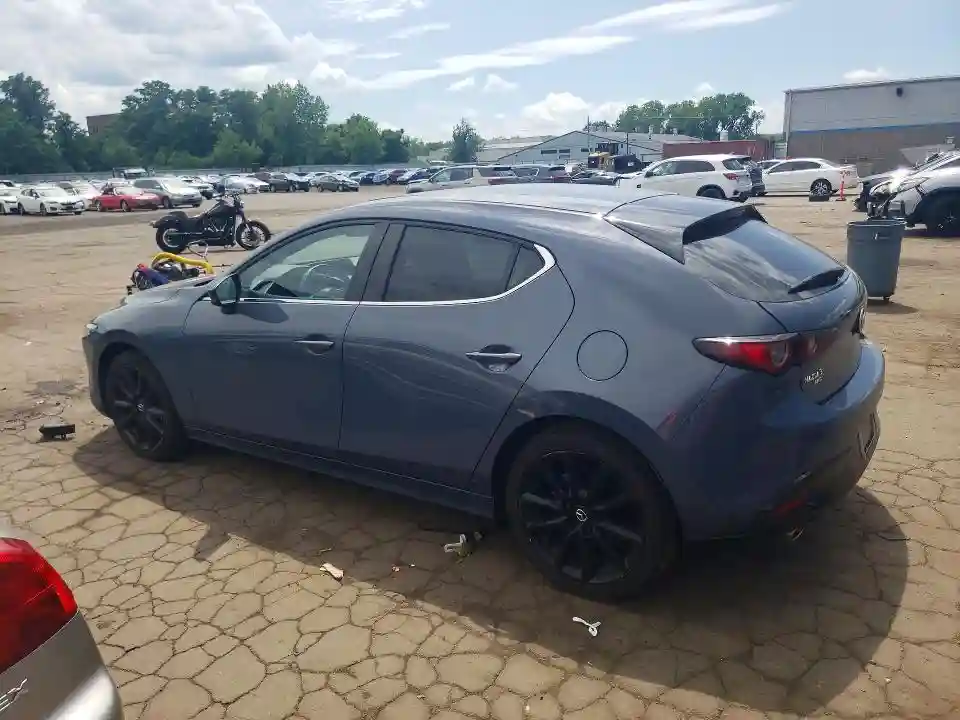 JM1BPBLM2P1607262 2023 MAZDA 3-1