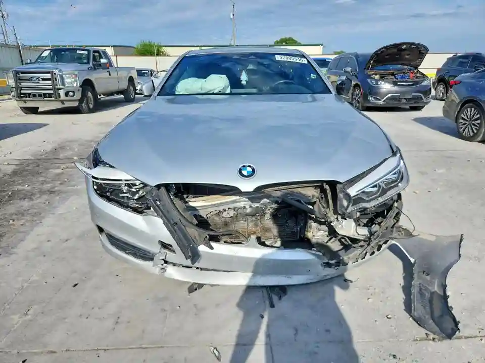 WBAJE5C50KWW16868 2019 BMW 5 SERIES-4