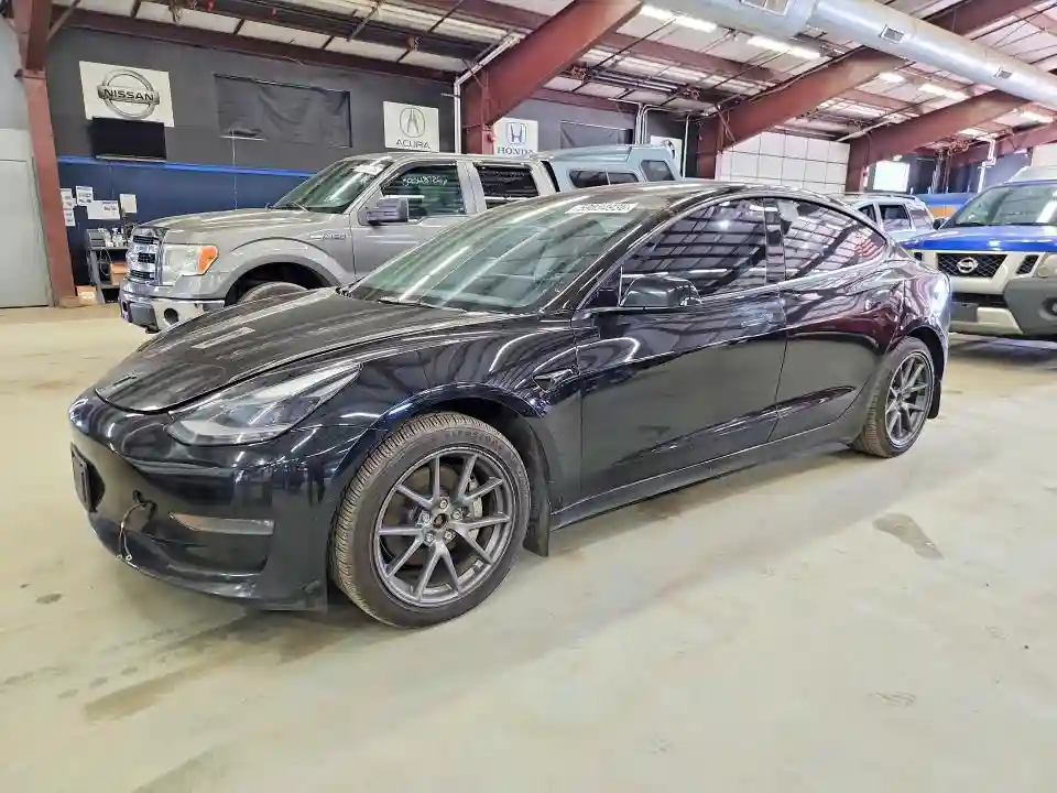 5YJ3E1EB8NF120491 2022 TESLA MODEL 3-0