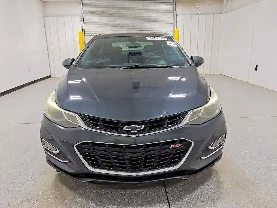 1G1BE5SM3J7229037 2018 CHEVROLET CRUZE-4