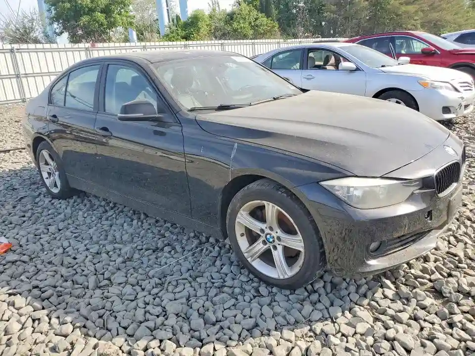 WBA3B5C59FF962215 2015 BMW 3 SERIES-3