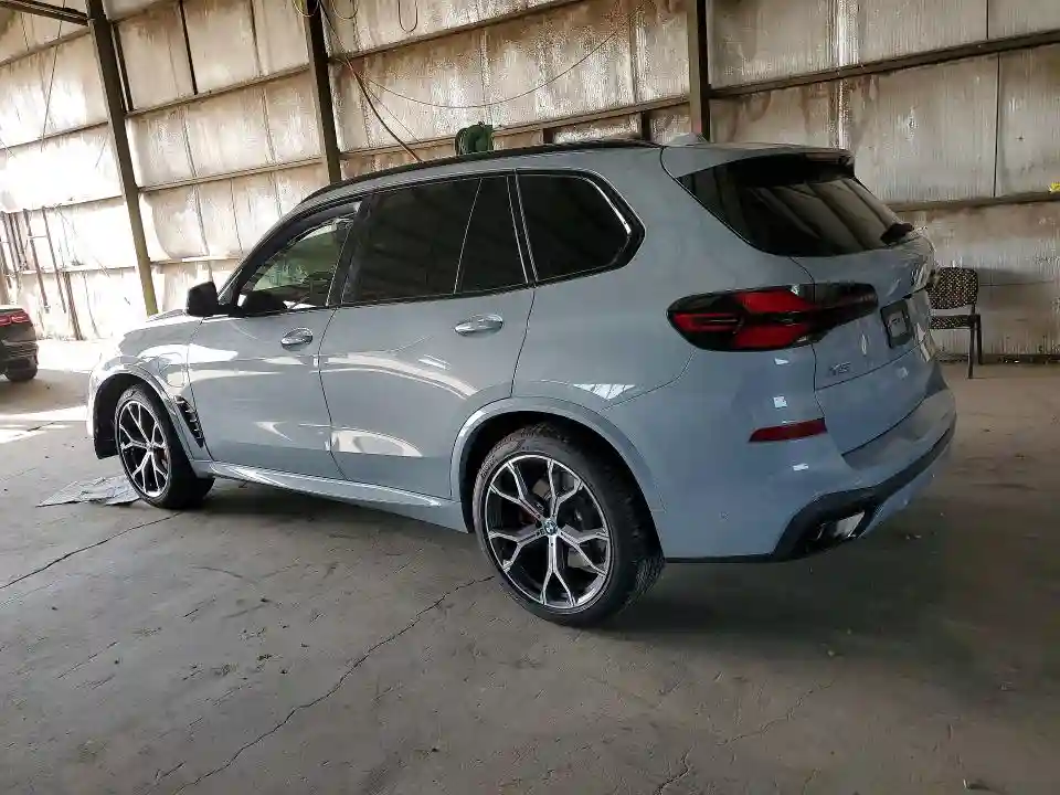 5UX43EU05T9407035 2026 BMW X5-1