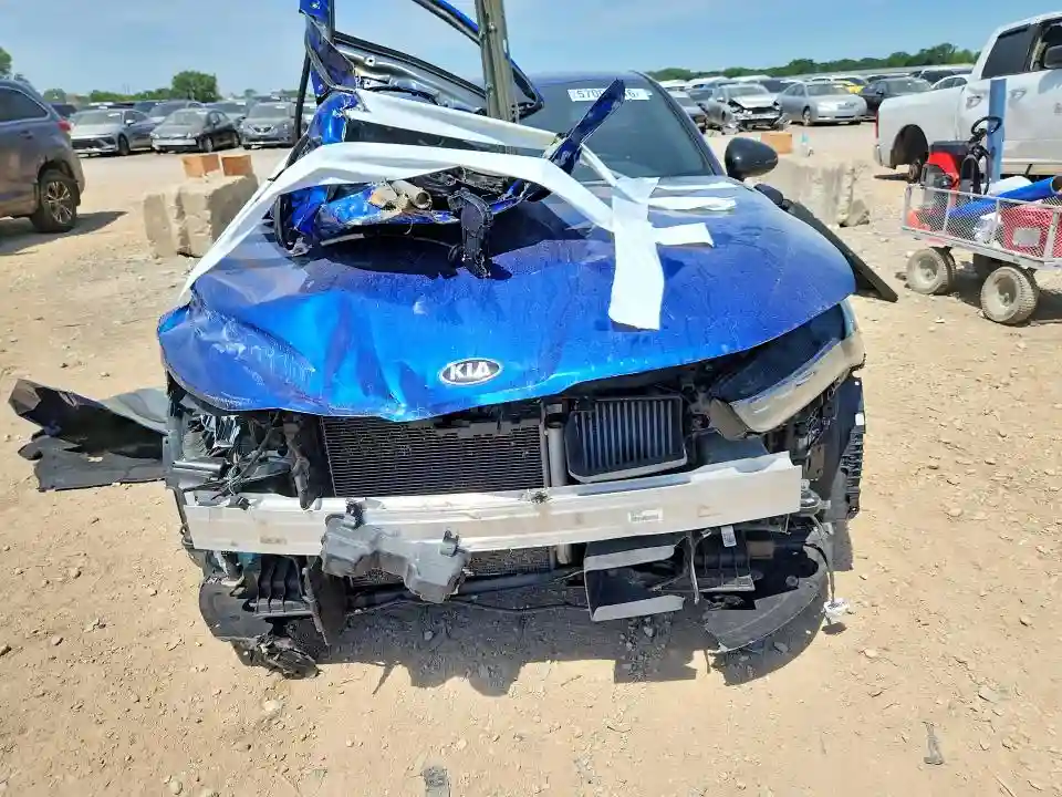 5XXG64J25MG035769 2021 KIA K5-4