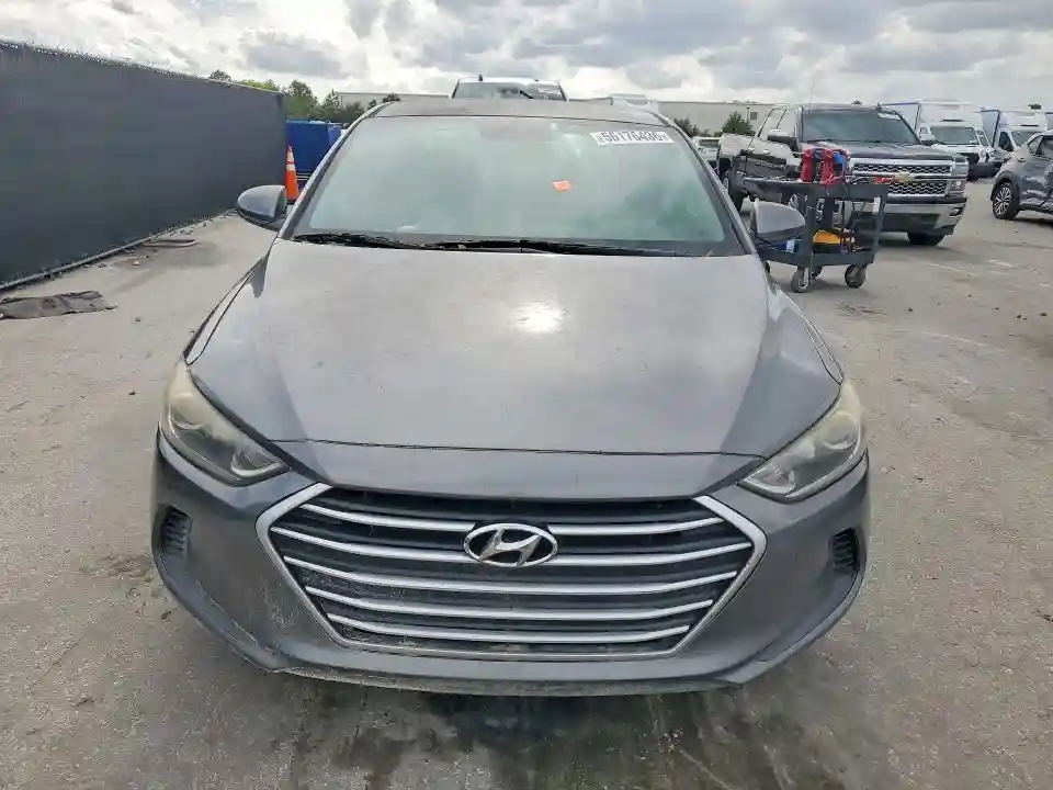5NPD84LF2JH312505 2018 HYUNDAI ELANTRA-4