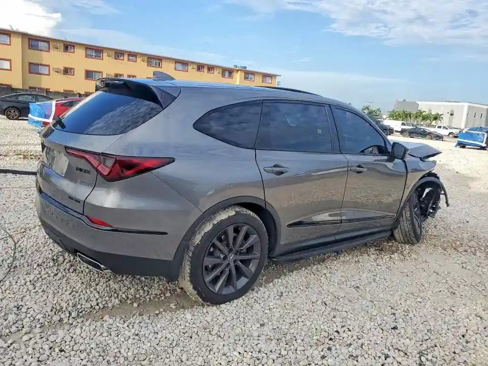 5J8YE1H06SL015202 2025 ACURA MDX-2