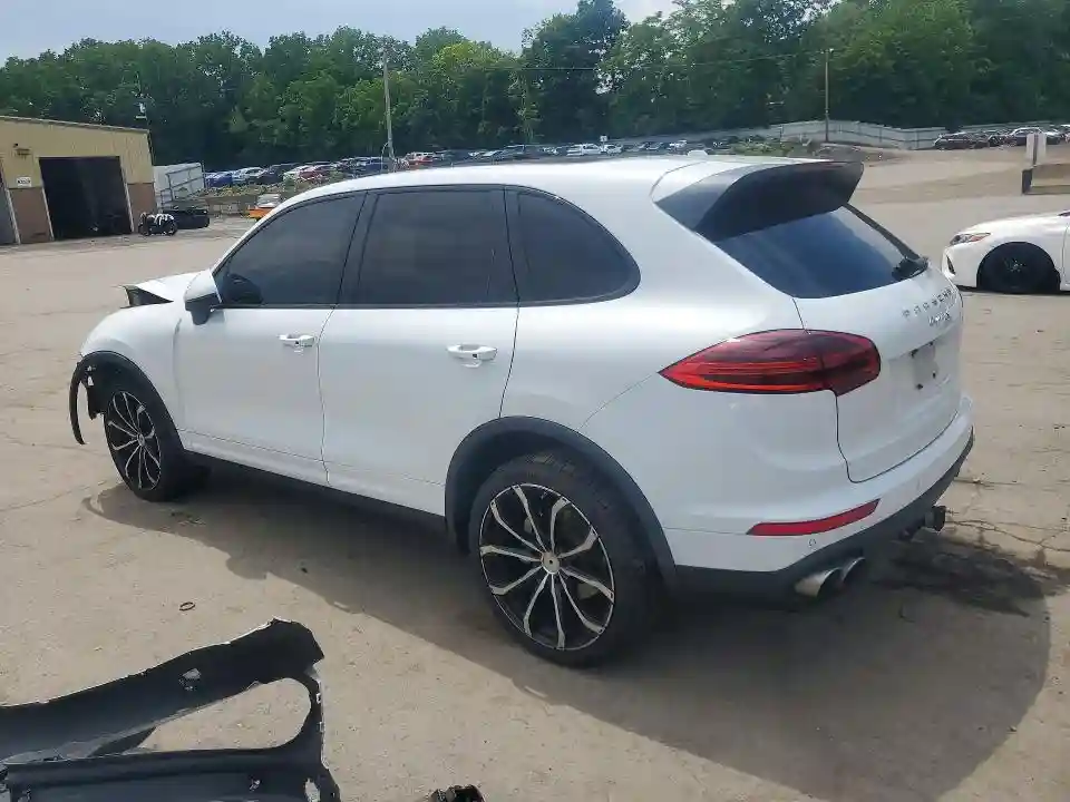 WP1AB2A21GLA96576 2016 PORSCHE CAYENNE-1