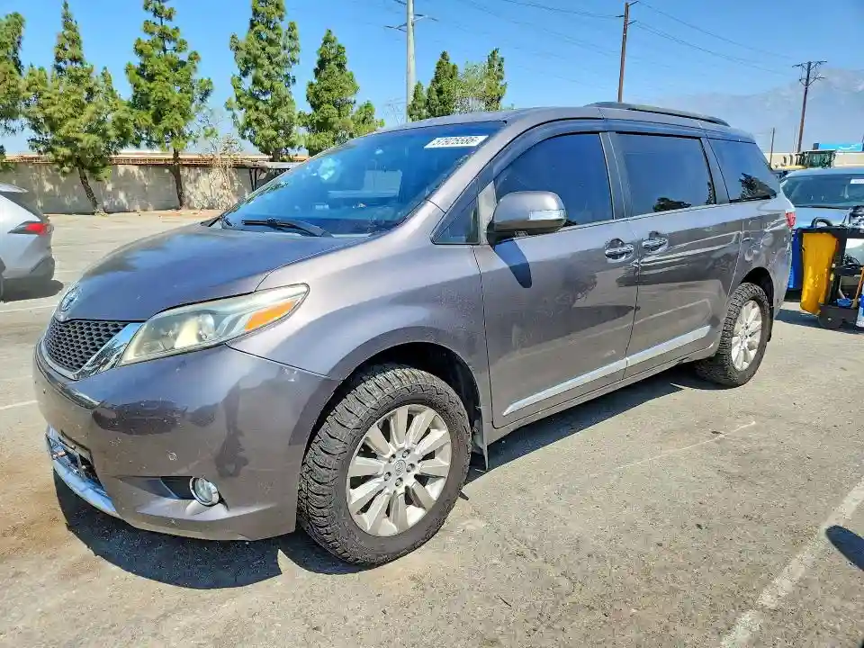 5TDDK3DC4FS123596 2015 TOYOTA SIENNA-0