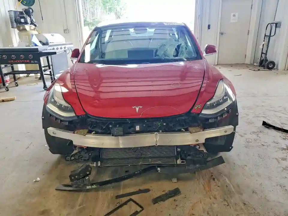5YJ3E1EB3JF075101 2018 TESLA MODEL 3-4