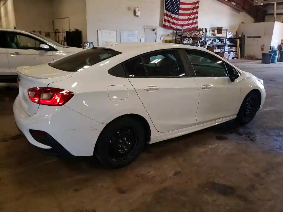 1G1BE5SMXJ7164767 2018 CHEVROLET CRUZE-2