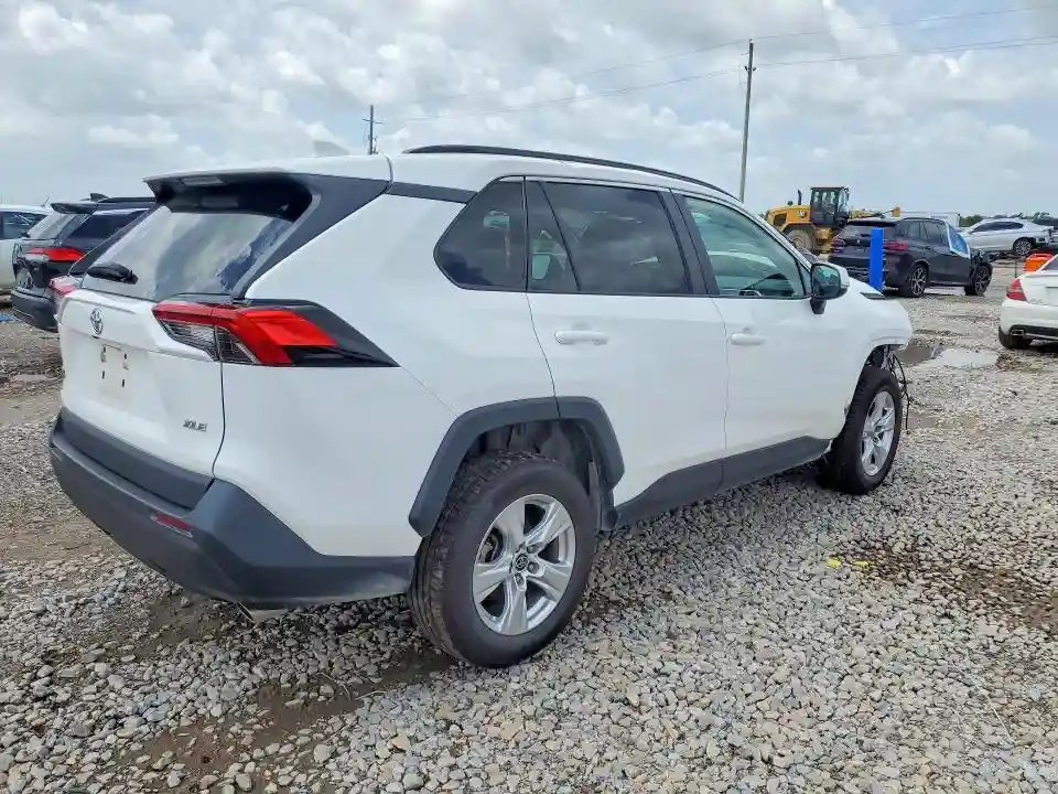 2T3W1RFV1MC144514 2021 TOYOTA RAV4-2