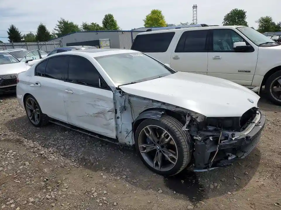WBA13BK07MCF15411 2021 BMW M5-3