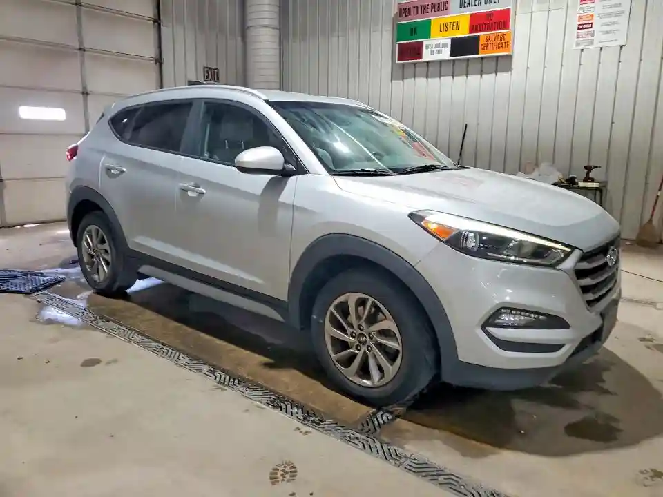 KM8J3CA46JU608111 2018 HYUNDAI TUCSON-3