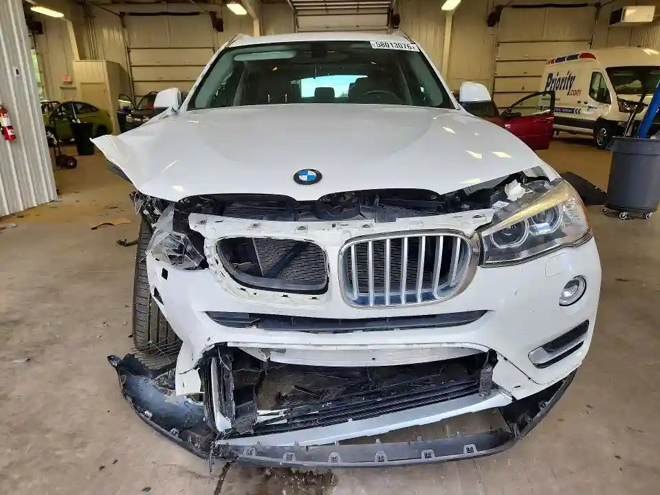 5UXWX9C56F0D44976 2015 BMW X3-4