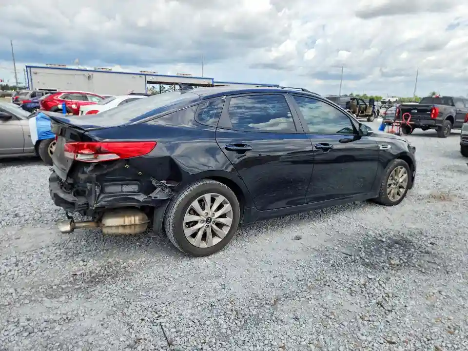 5XXGT4L36JG255559 2018 KIA OPTIMA-2