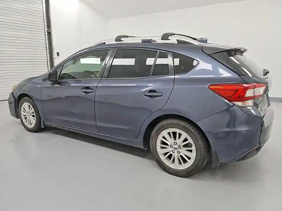 4S3GTAB67H3715364 2017 SUBARU IMPREZA-1