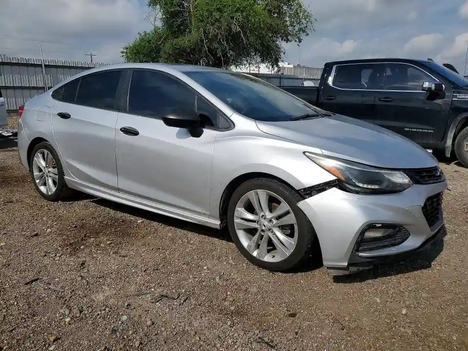 1G1BE5SM4J7207256 2018 CHEVROLET CRUZE-3