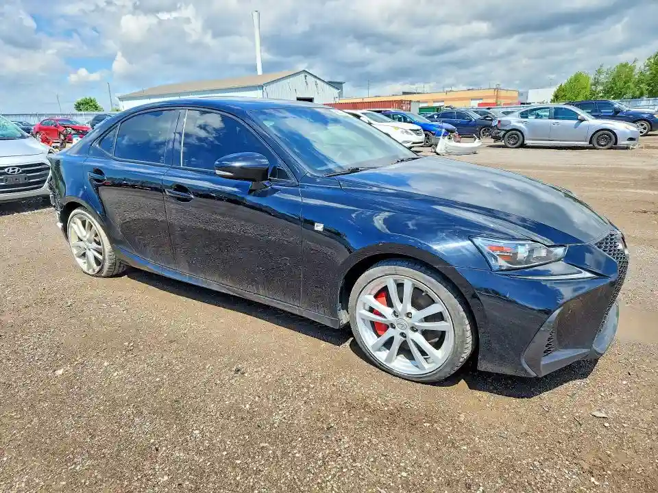 JTHC81D29K5039780 2019 LEXUS IS-3