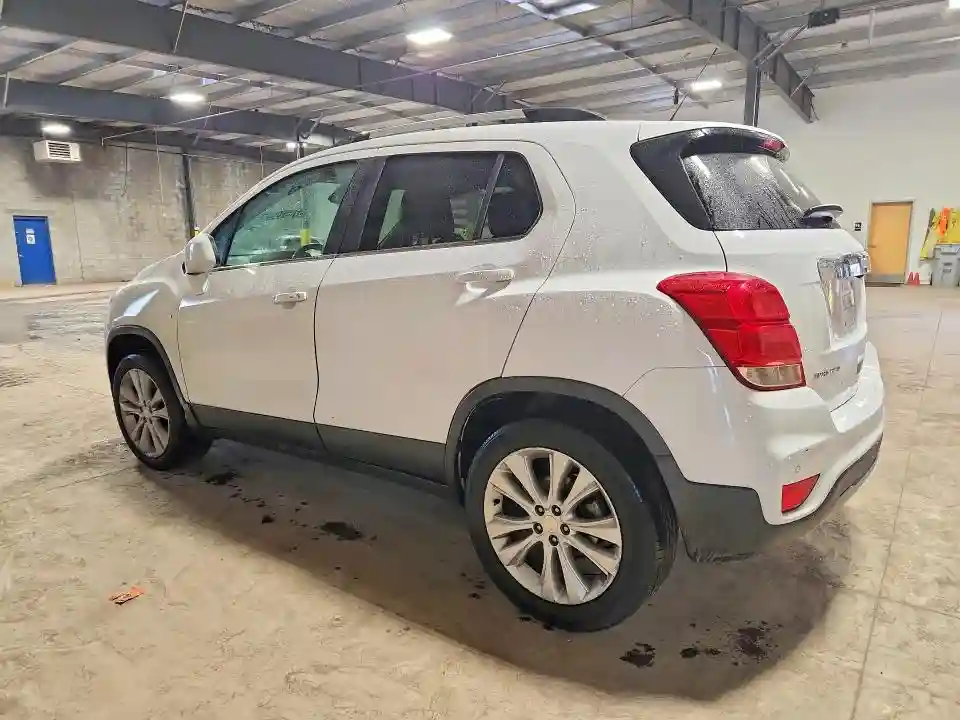 3GNCJRSB3LL196804 2020 CHEVROLET TRAX-1