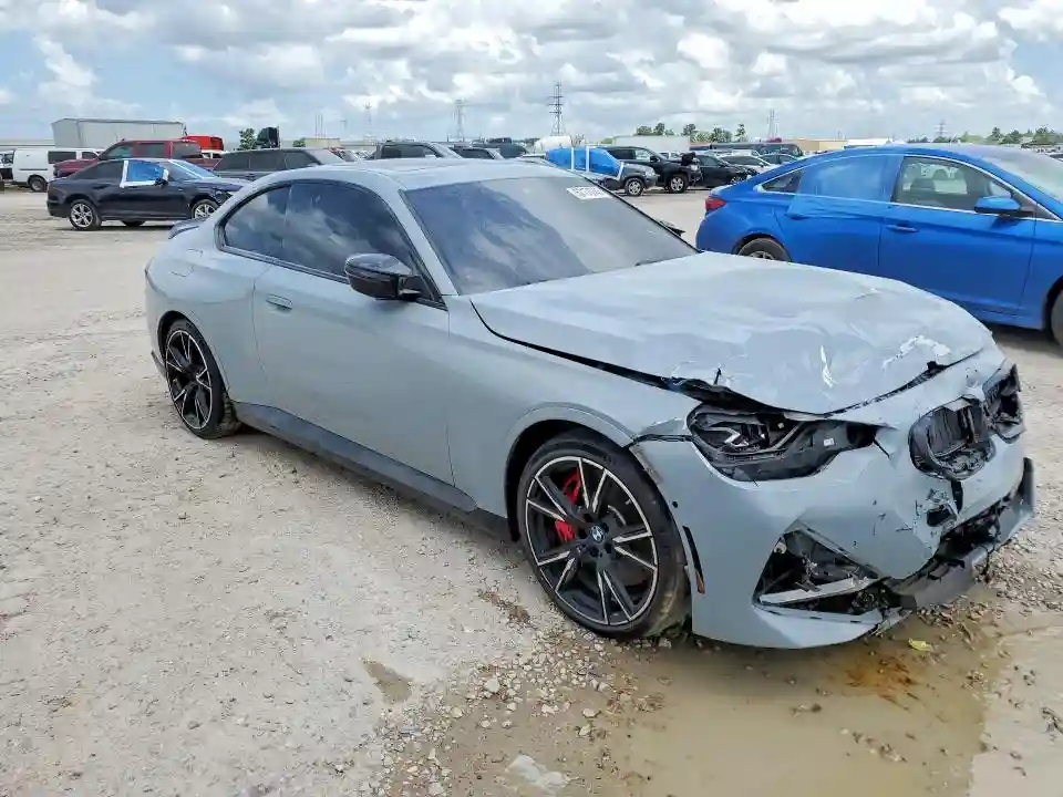 3MW53CM05R8E14416 2024 BMW M2-3