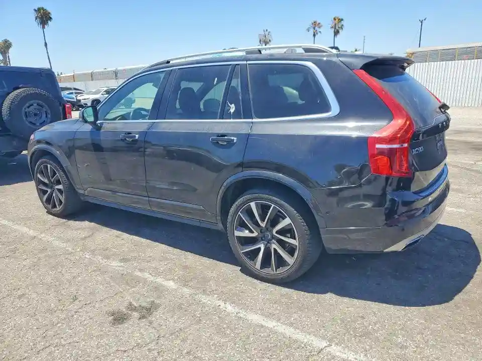 YV4A22PK7K1494501 2019 VOLVO XC90-1
