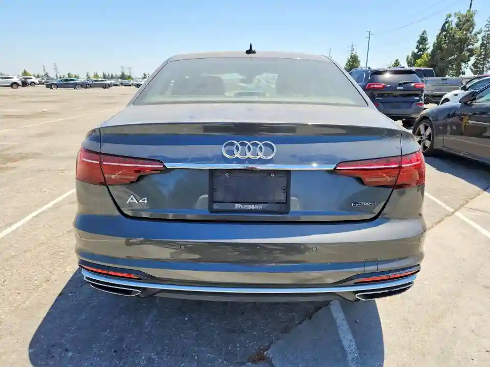 WAUEAAF43MA078806 2021 AUDI A4-5
