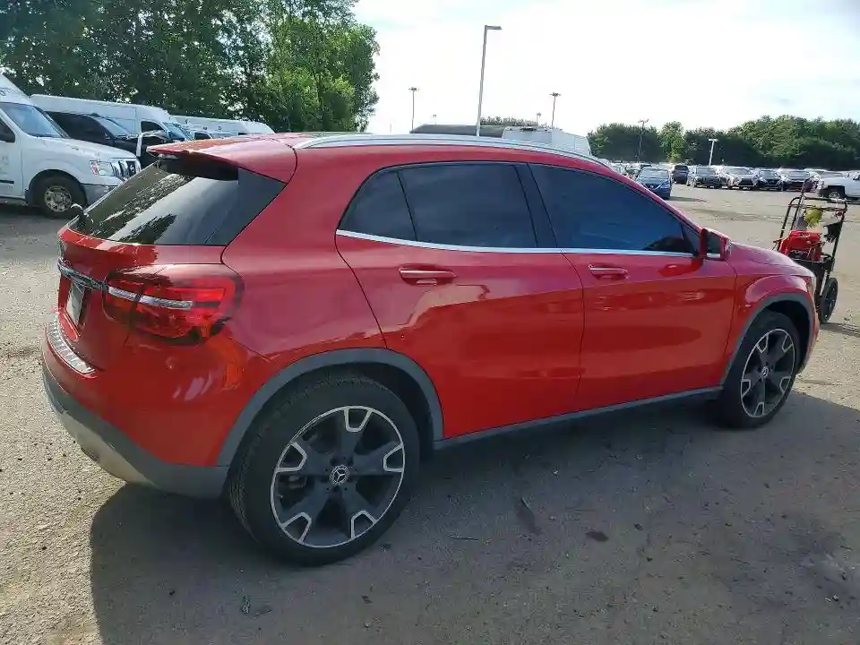 WDCTG4EB4KU014130 2019 MERCEDES-BENZ GLA-CLASS-2