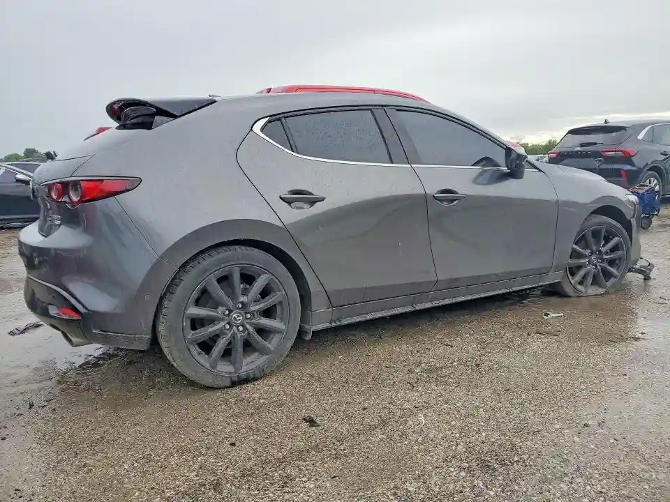 JM1BPBNY2M1321908 2021 MAZDA 3-2