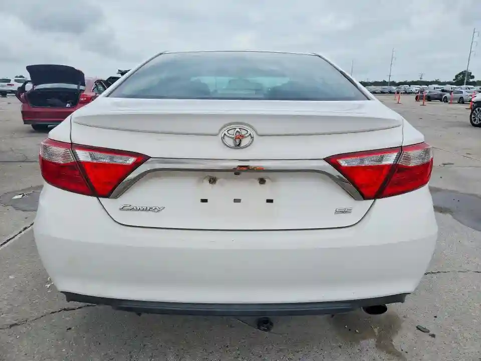 4T1BF1FK2FU064219 2015 TOYOTA CAMRY-5