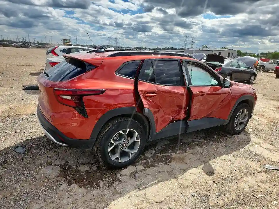 KL77LHE24RC117099 2024 CHEVROLET TRAX-2