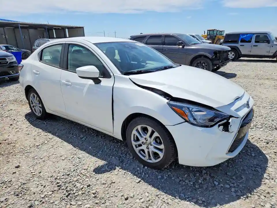 3MYDLBZV0GY117212 2016 SCION IA-3