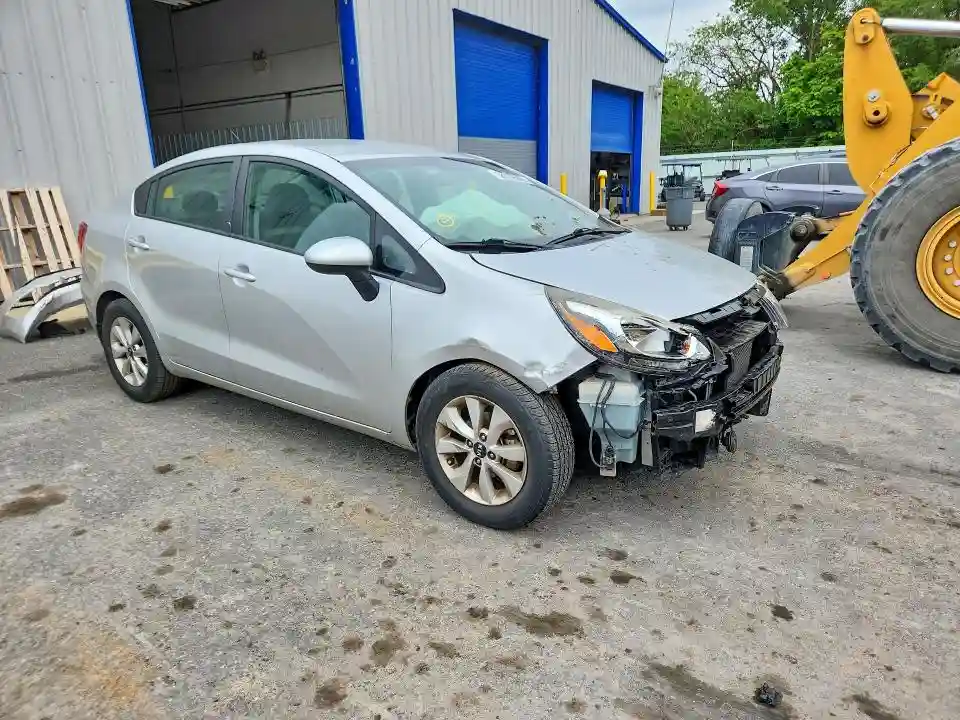 KNADM4A35H6062389 2017 KIA RIO-3