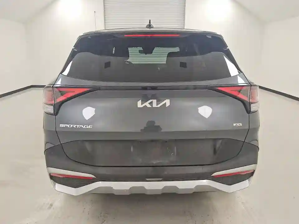KNDPUCAF4P7106184 2023 KIA SPORTAGE-5