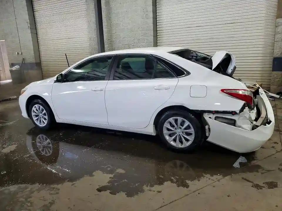 4T1BF1FK2GU563555 2016 TOYOTA CAMRY-1