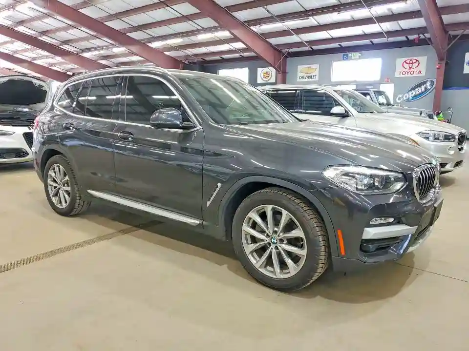 5UXTR9C53JLD73338 2018 BMW X3-3
