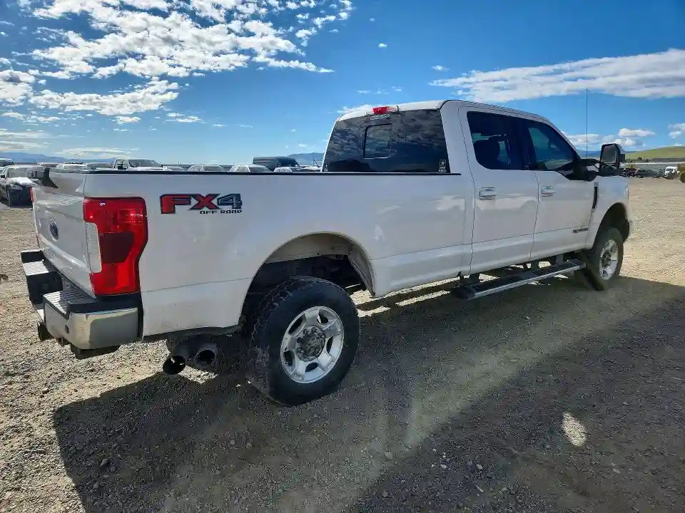 1FT8W3BT4JEB97009 2018 FORD F350-2