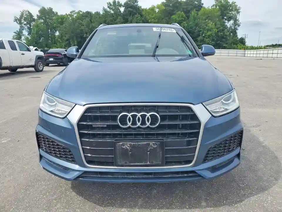 WA1ECCFS3JR025411 2018 AUDI Q3-4