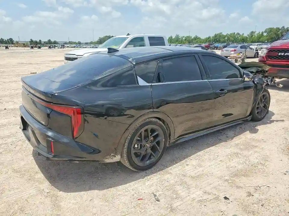 3KPFW4DC0TE264710 2026 KIA K4 GT-LINE-2