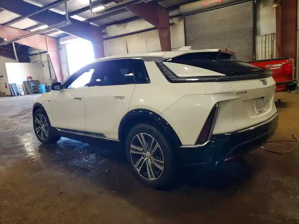 1GYKPPRL9RZ103625 2024 CADILLAC LYRIQ-1