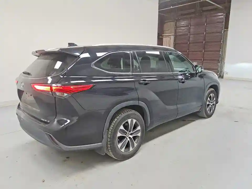 5TDGZRBHXMS525260 2021 TOYOTA HIGHLANDER-2