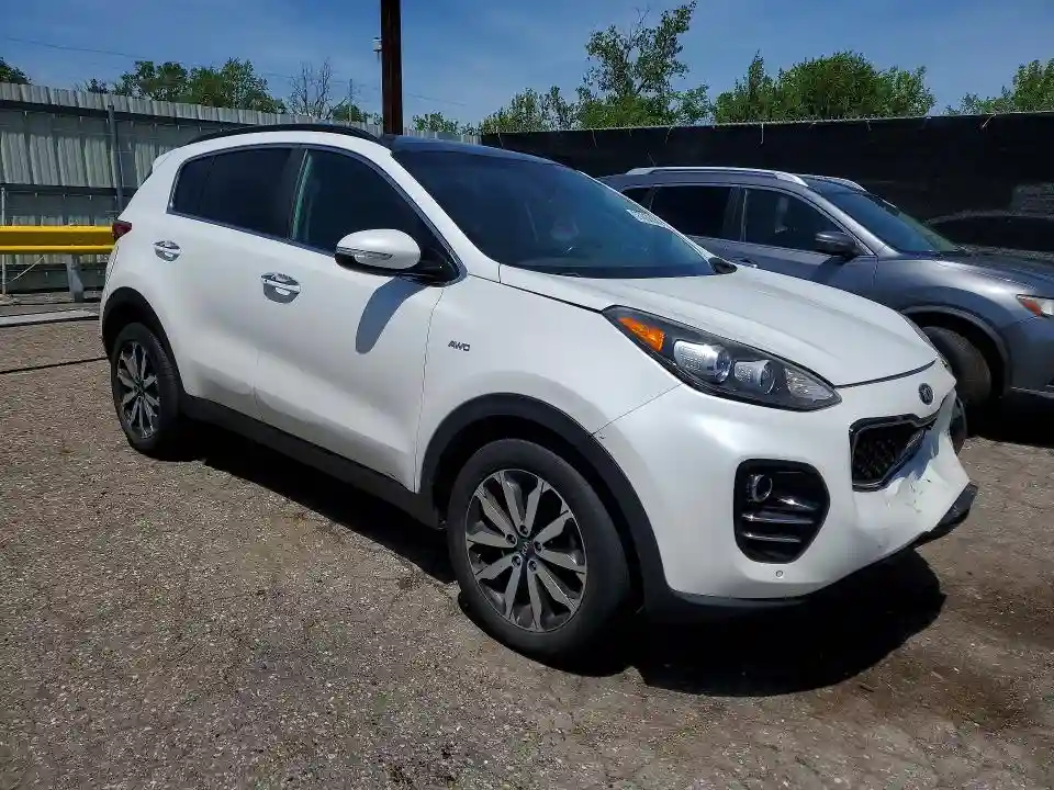 KNDPNCAC7J7399492 2018 KIA SPORTAGE-3