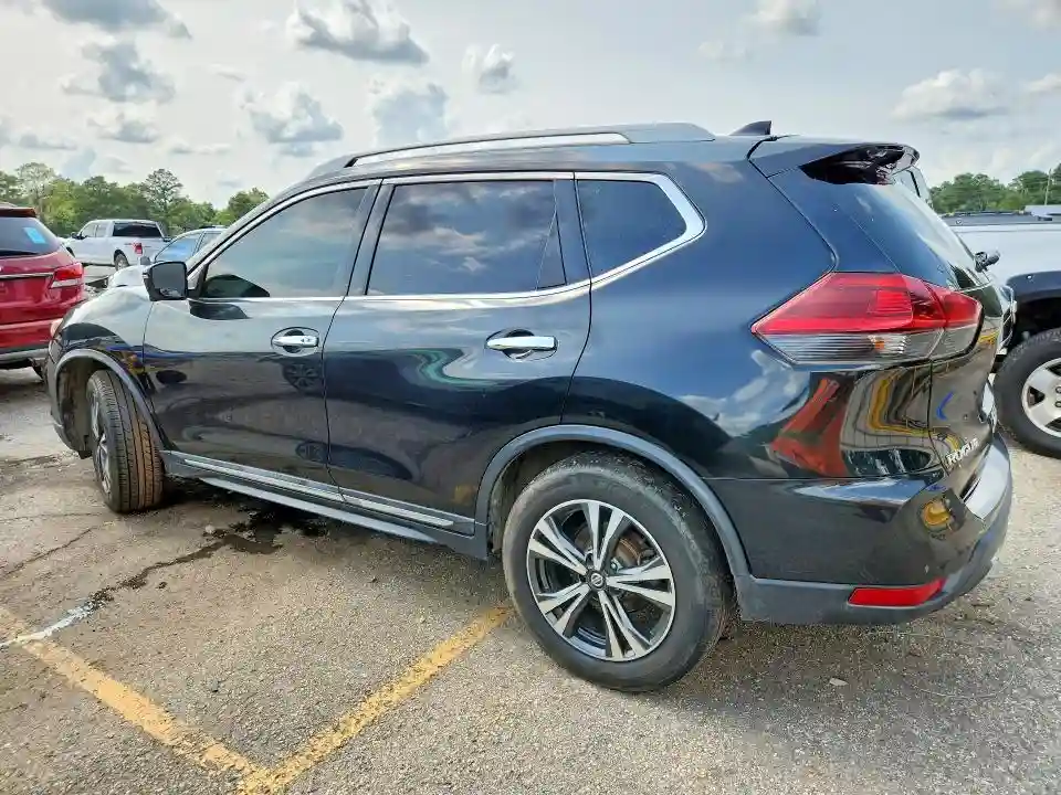 5N1AT2MTXJC778216 2018 NISSAN ROGUE-1