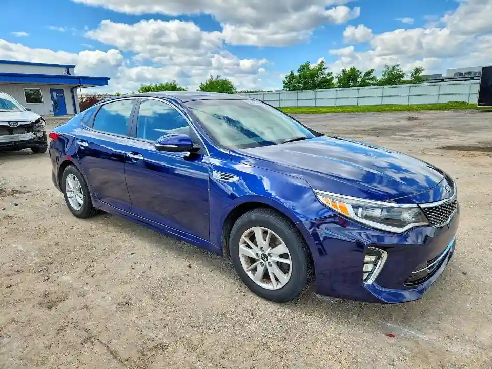 5XXGT4L34JG214413 2018 KIA OPTIMA-3