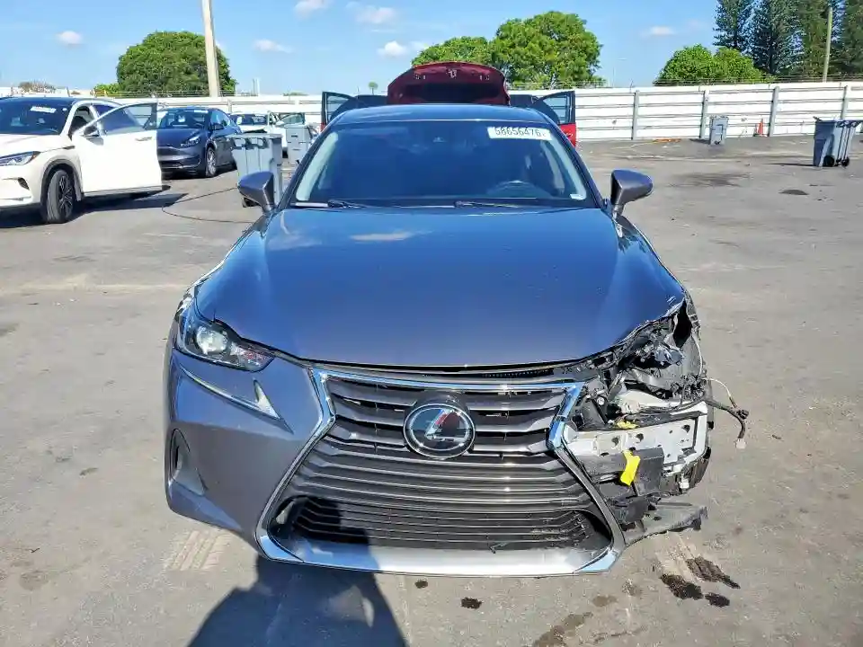 JTHBA1D22J5078905 2018 LEXUS IS-4