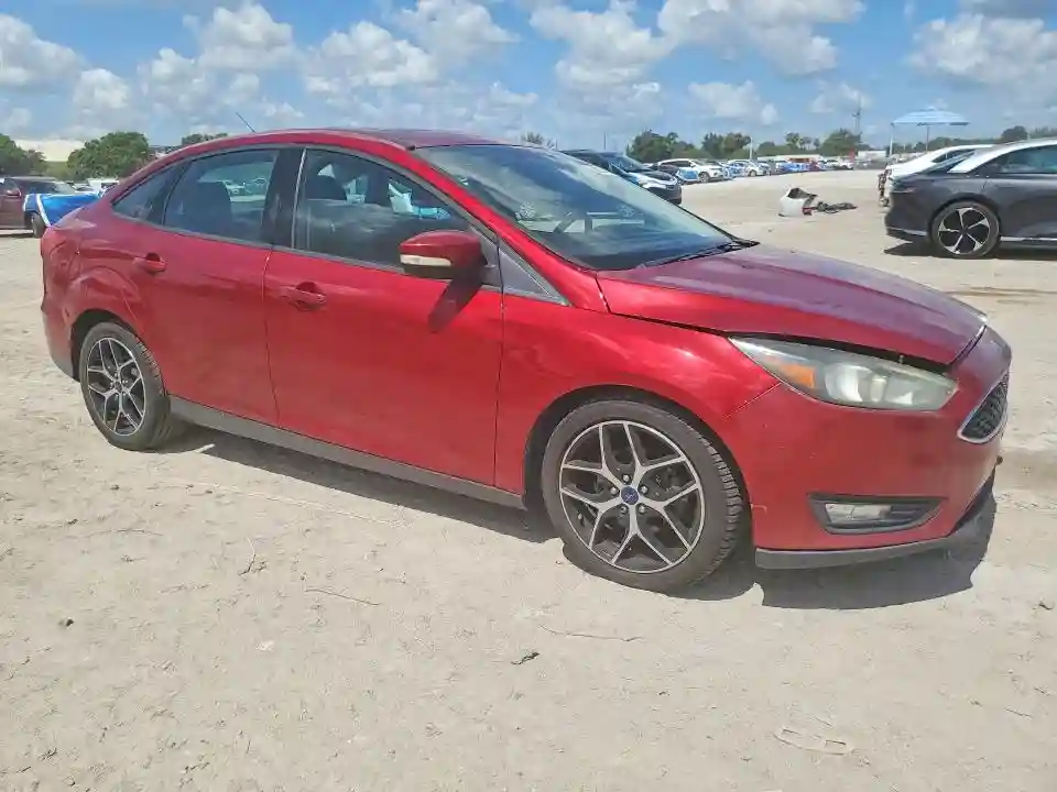 1FADP3H23HL256623 2017 FORD FOCUS-3