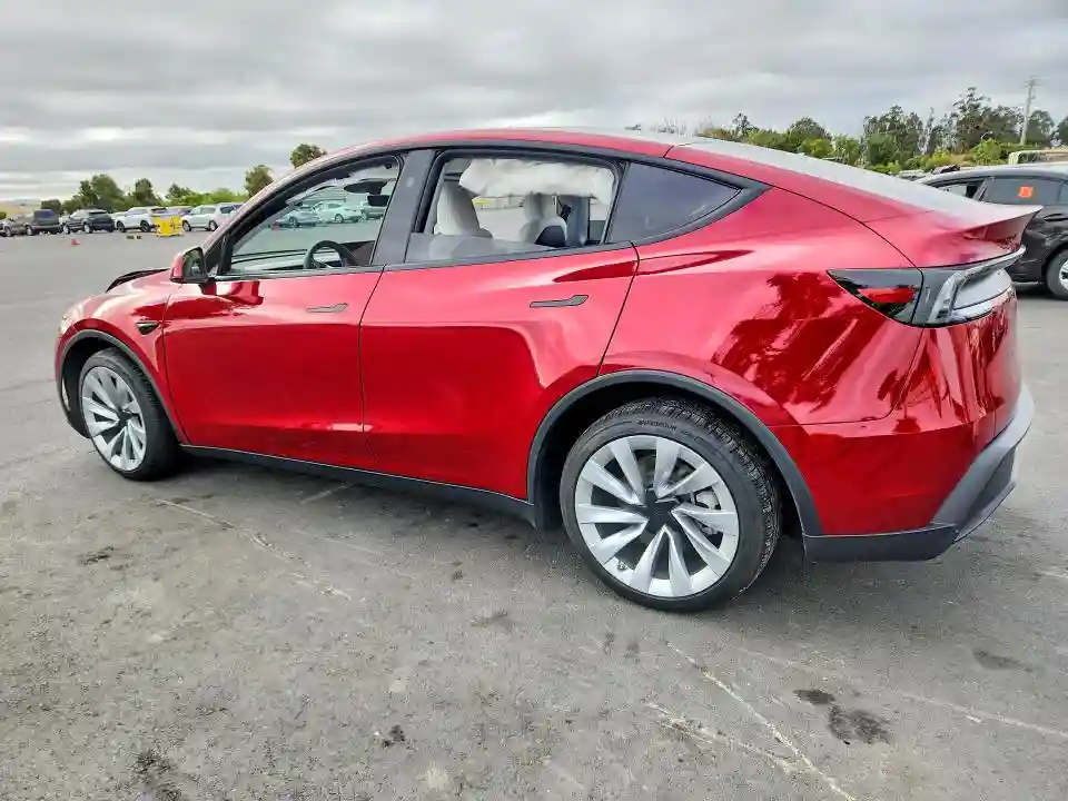 7SAYGDEE4TF514940 2026 TESLA MODEL Y-1