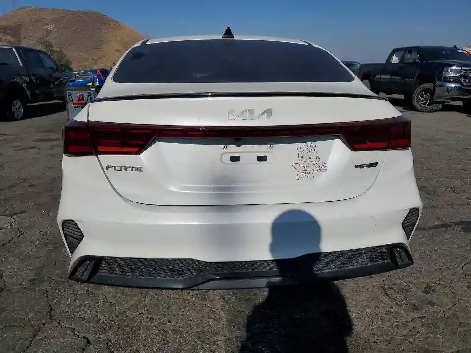 3KPF54AD4NE472270 2022 KIA FORTE-5