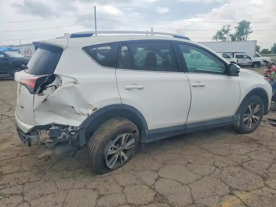 2T3WFREV6JW517513 2018 TOYOTA RAV4-2