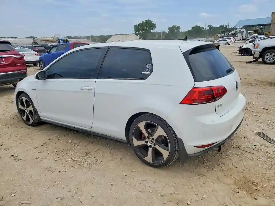 3VWYT7AU1GM006947 2016 VOLKSWAGEN GTI-1