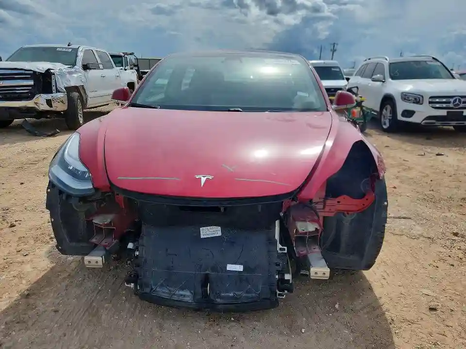 5YJ3E1EA2JF126045 2018 TESLA MODEL 3-4