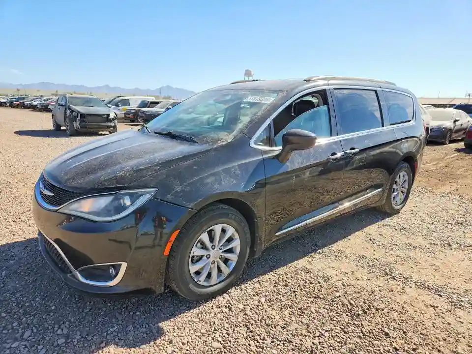 2C4RC1BG0HR613297 2017 CHRYSLER PACIFICA-0